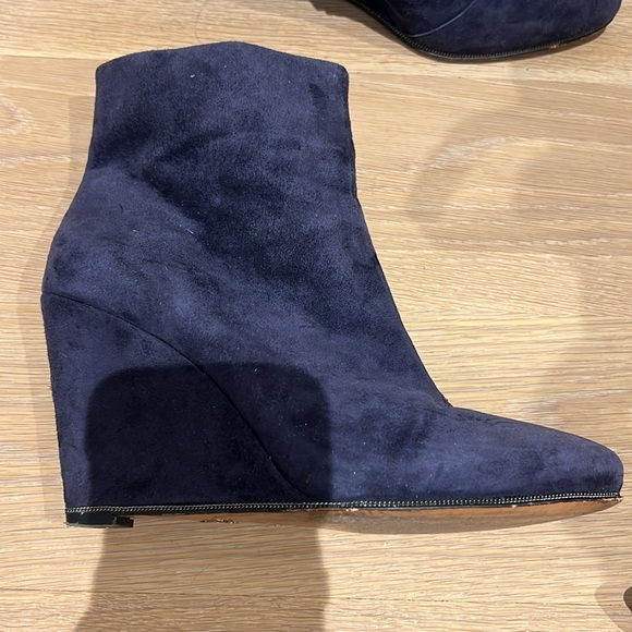 Vince Camino hidden Wedge Navy boots. Size 7. Excellent condition - Picture 12 of 16